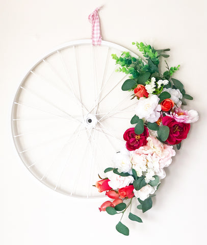 Vintage Chic White Bicycle Wheel Wreath